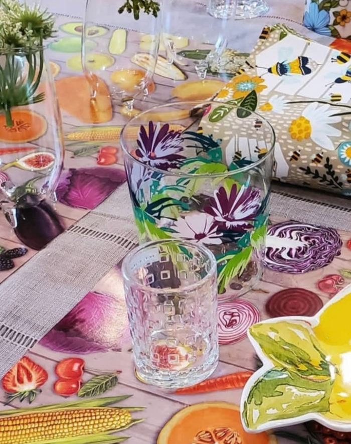 VEGGIES OVER CRAFT LOOK PAPER PLACEMAT