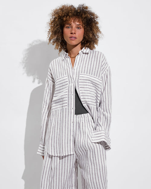 Getaway Button Down: Classic Stripe: Stormy / Coconut