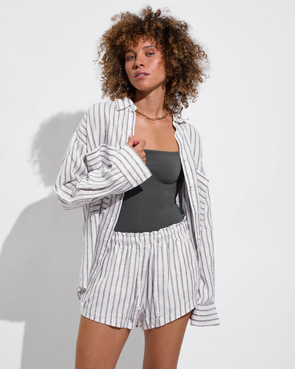 Getaway Button Down: Classic Stripe: Stormy / Coconut