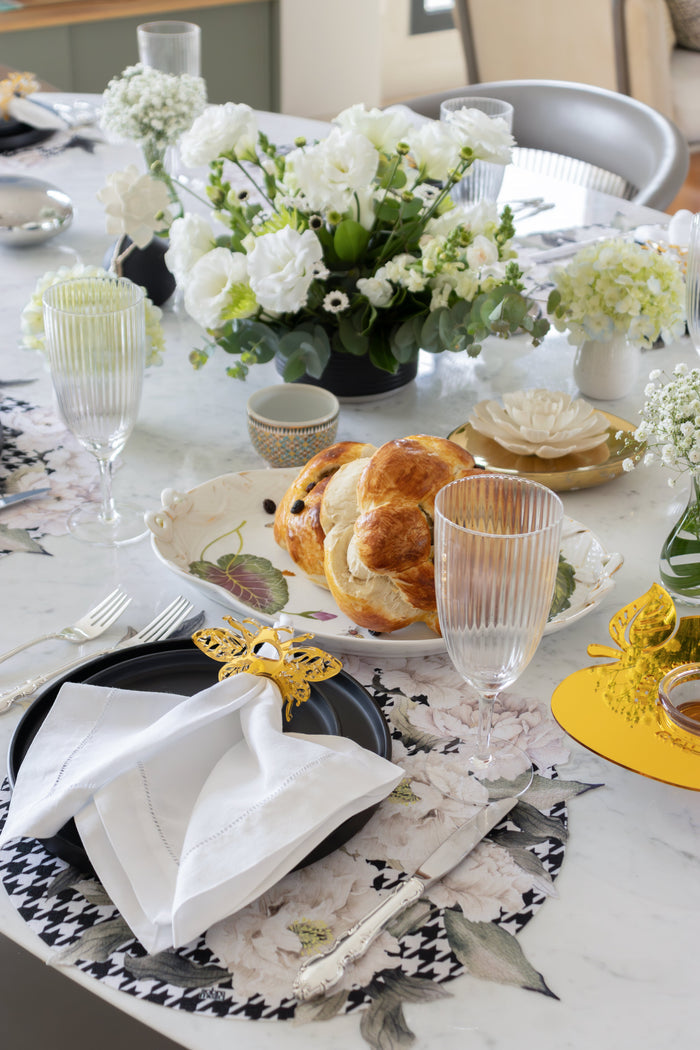 Bee Acrylic Napkin Rings (set of 6)