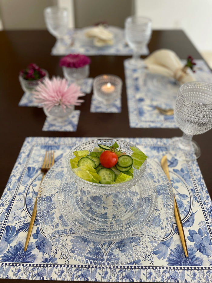BLUE TOILE PAPER PLACEMAT