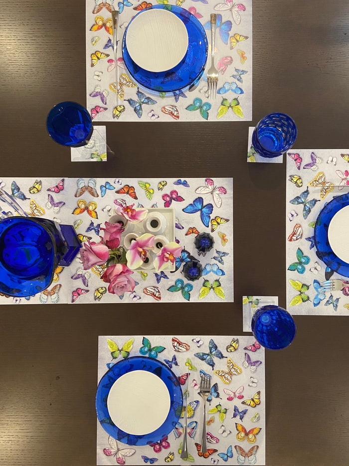 COLORFUL BUTTERFLIES PAPER PLACEMAT