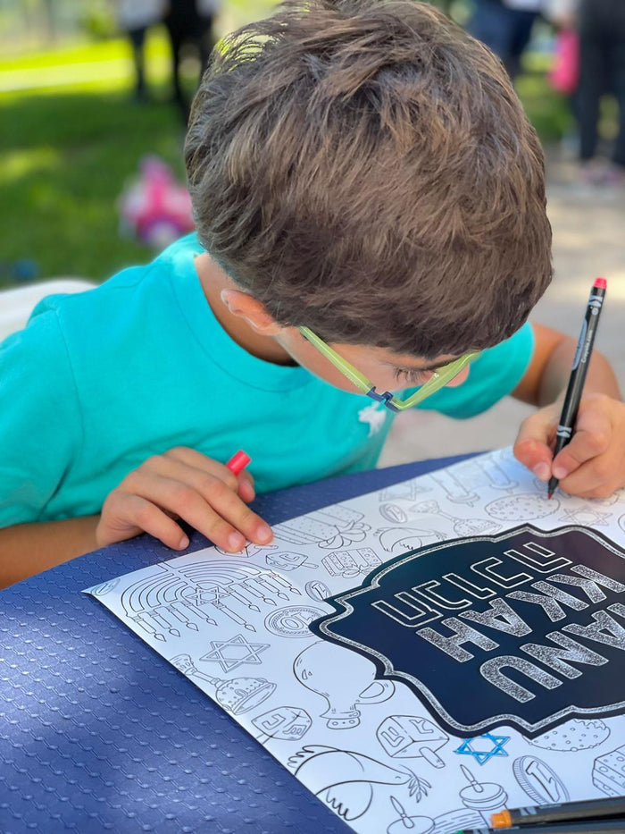 HANUKKAH BLUE AND SILVER COLORING PAPER PLACEMAT