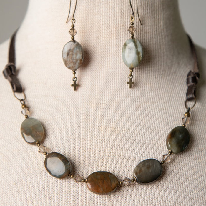 Jennifer's Leather Eagle Eye Choker and Earring Set
