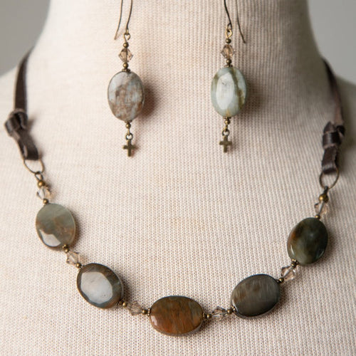 Jennifer's Leather Eagle Eye Choker and Earring Set
