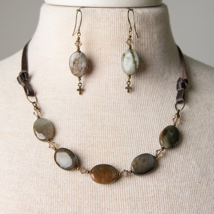 Jennifer's Leather Eagle Eye Choker and Earring Set
