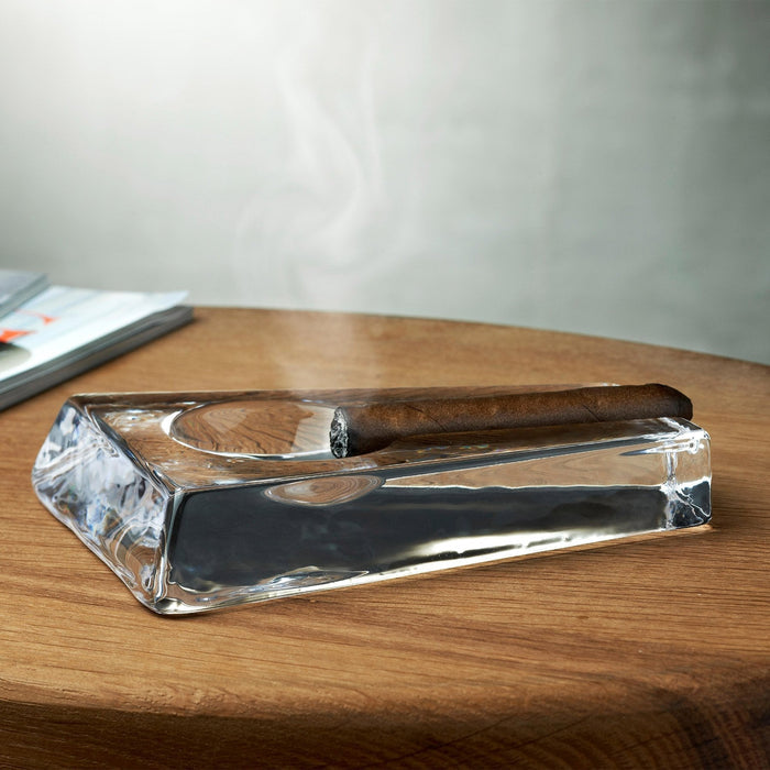Nude Fumo Ashtray
