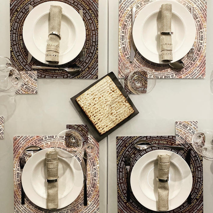 PASSOVER WOOD BACKGROUND PAPER PLACEMAT