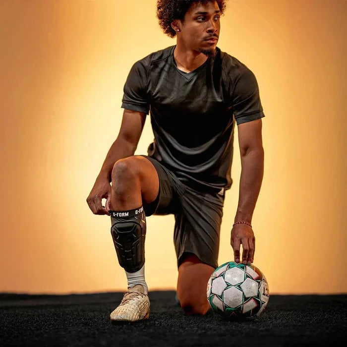 Youth Pro-S V2 Shin Guard (YVSN0315815) Apparel G-Form