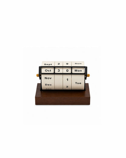 Rotating Wheel Retro Wooden Calendar