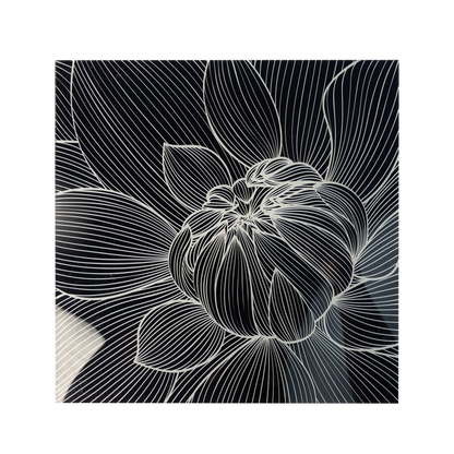 Tea Box | BW Realistic Flower Black