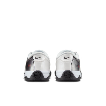 Total 90 (HQ2851-001) Footwear Nike