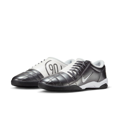 Total 90 (HQ2851-001) Footwear Nike
