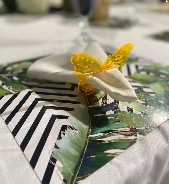 TROPICAL WITH BLACK STRIPES PAPER PLACEMAT