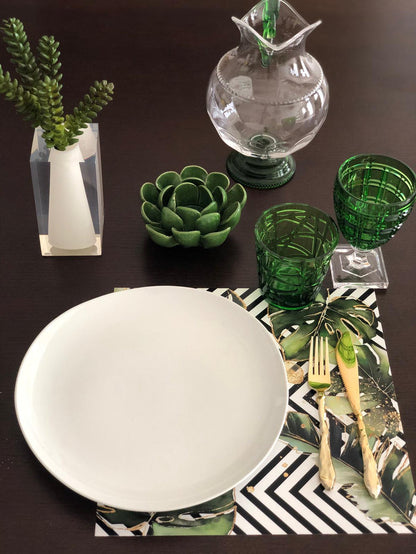 TROPICAL WITH BLACK STRIPES PAPER PLACEMAT
